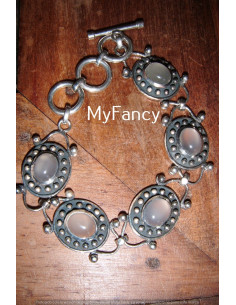Pulseras de plata y MOONSTONE Y PLATA MUY TRABAJADA